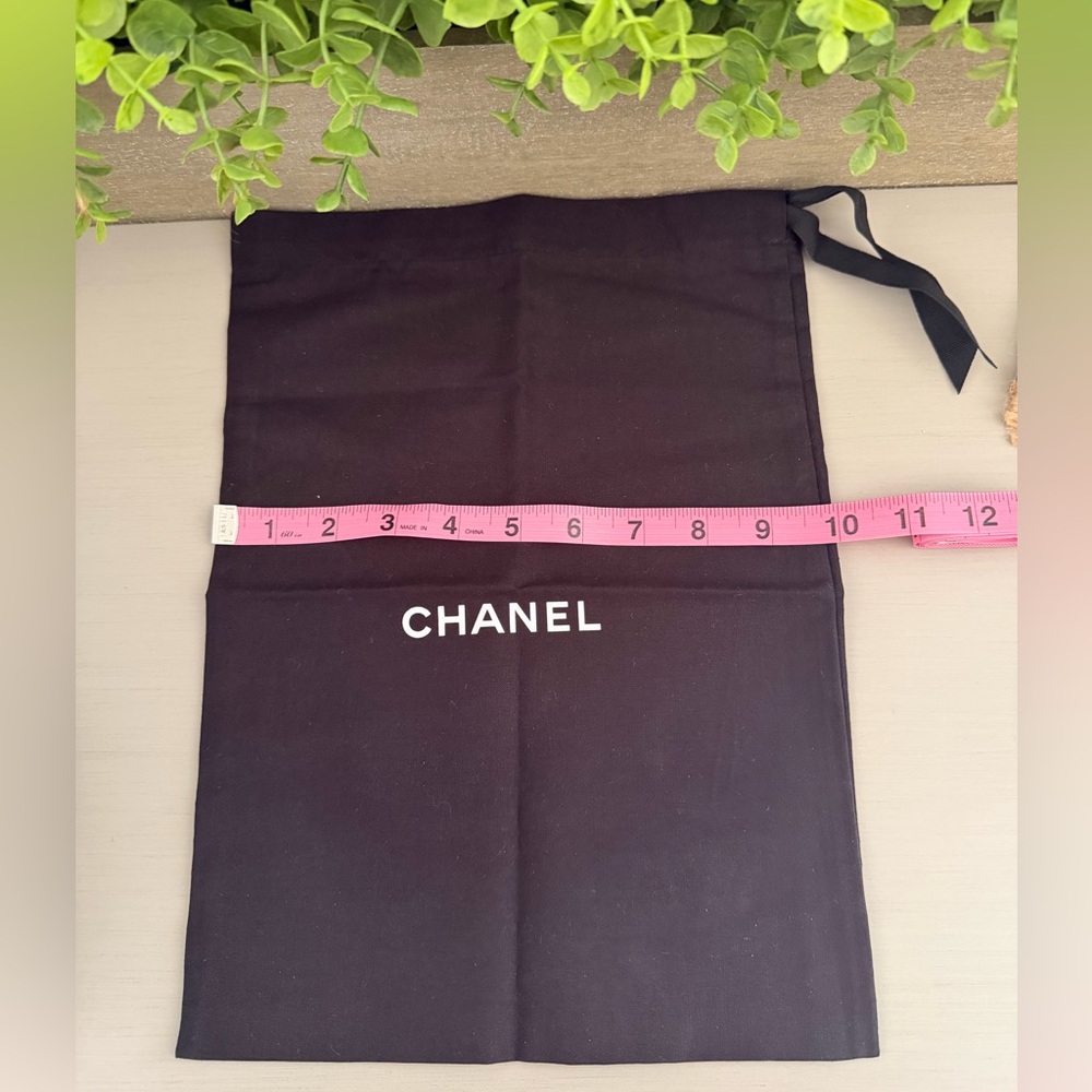 CHANEL Dust Bag - Picture 6 of 6
